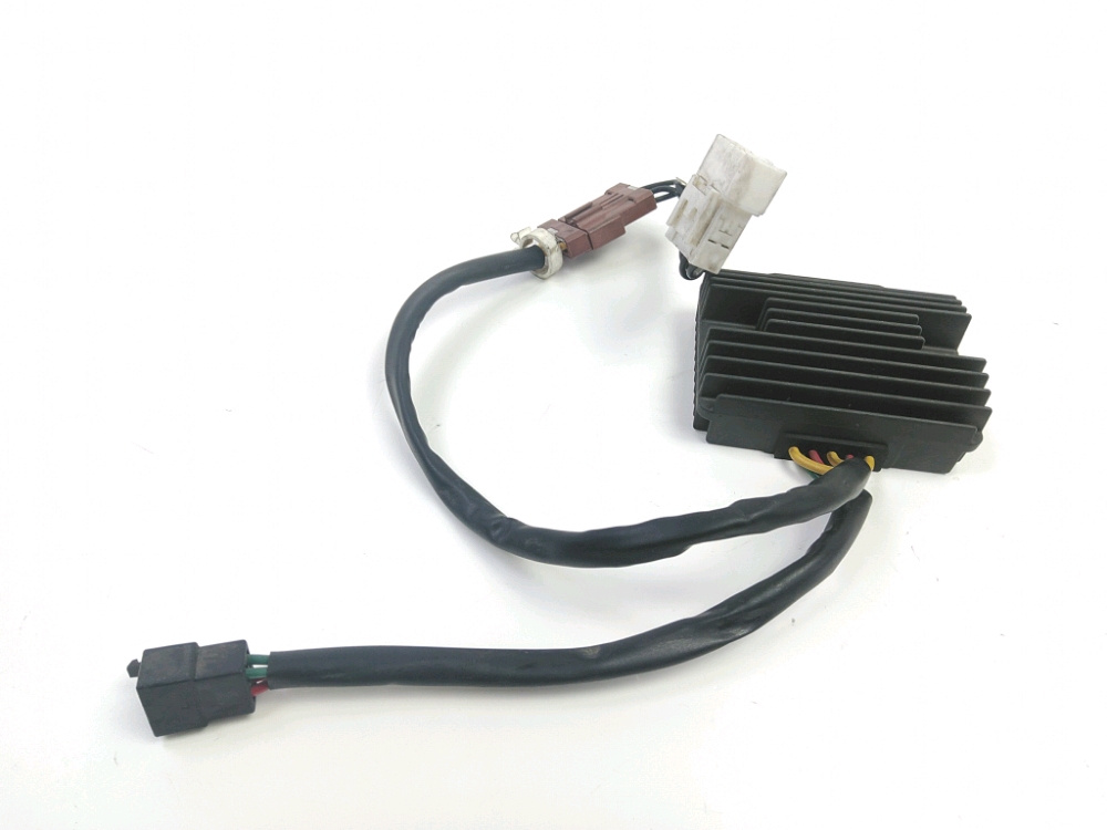 REGULATEUR DE TENSION