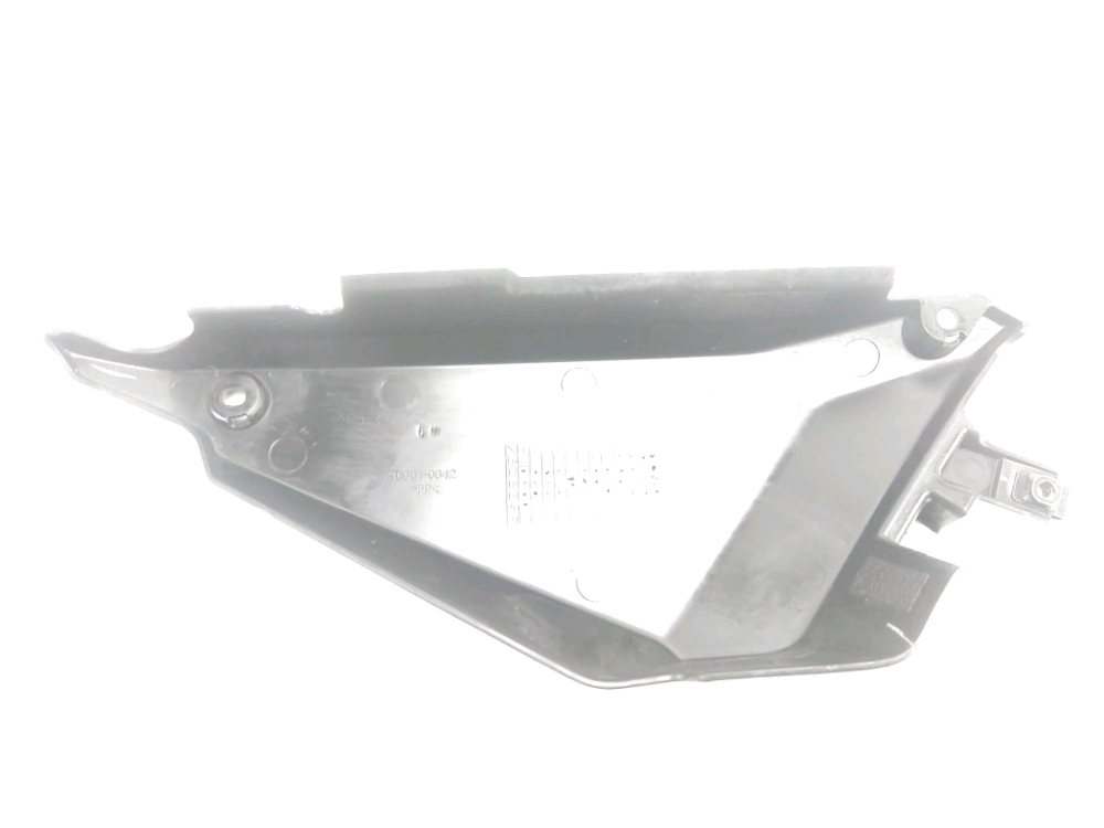 CACHE LATERAL GAUCHE