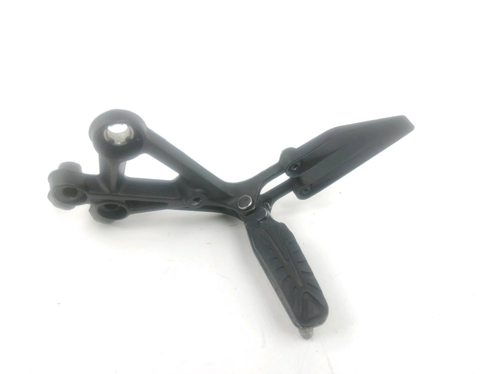 Platine avant gauche complete