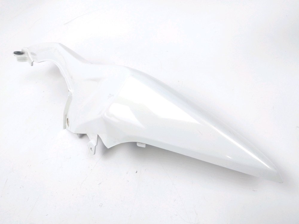 CARENAGE ARRIERE DROIT