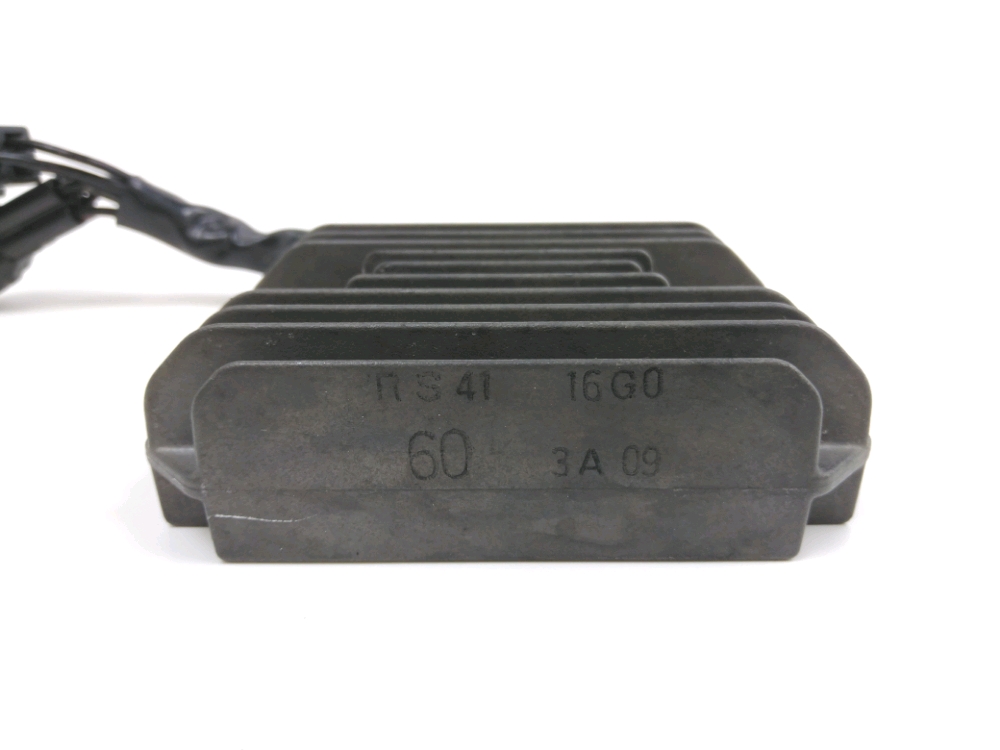 REGULATEUR DE TENSION