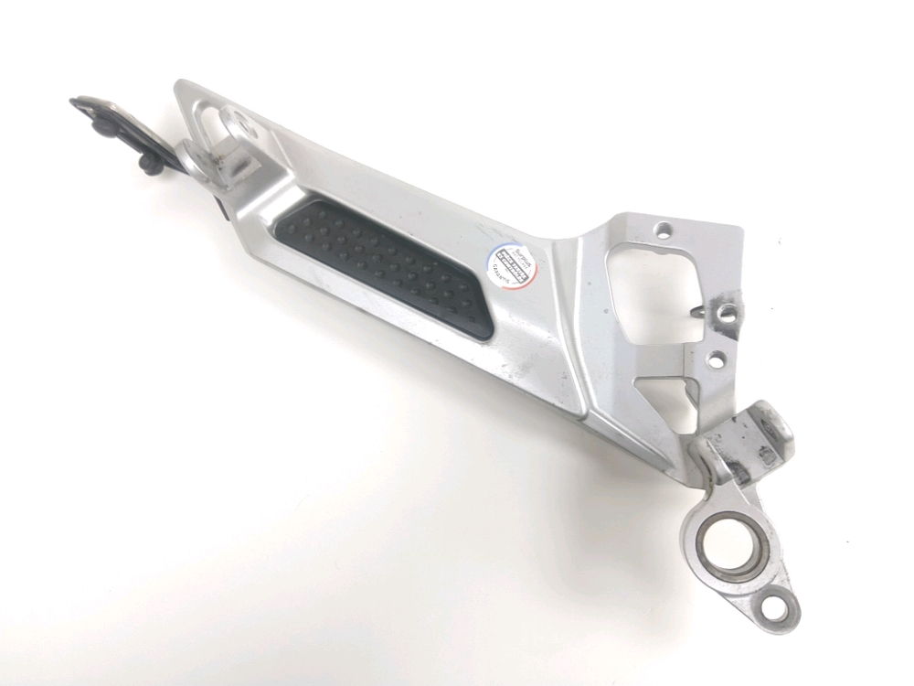 Platine avant droite