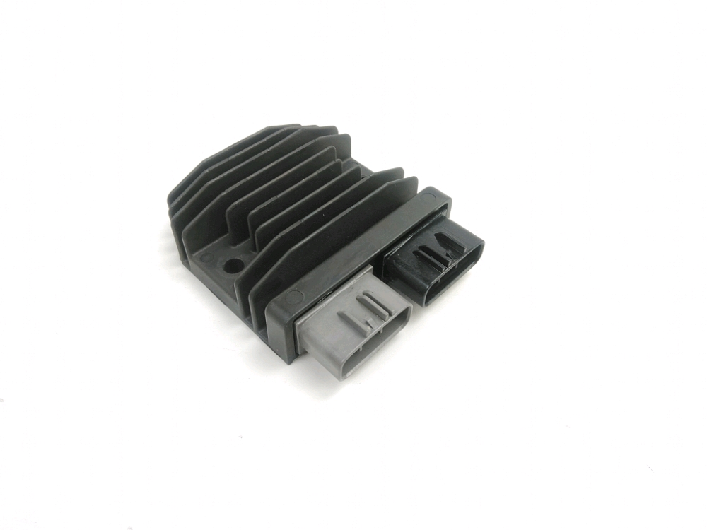 REGULATEUR DE TENSION