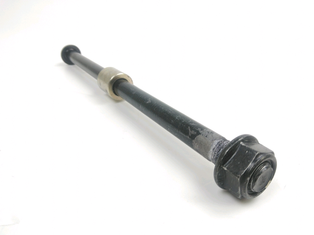 AXE DE ROUE AVANT