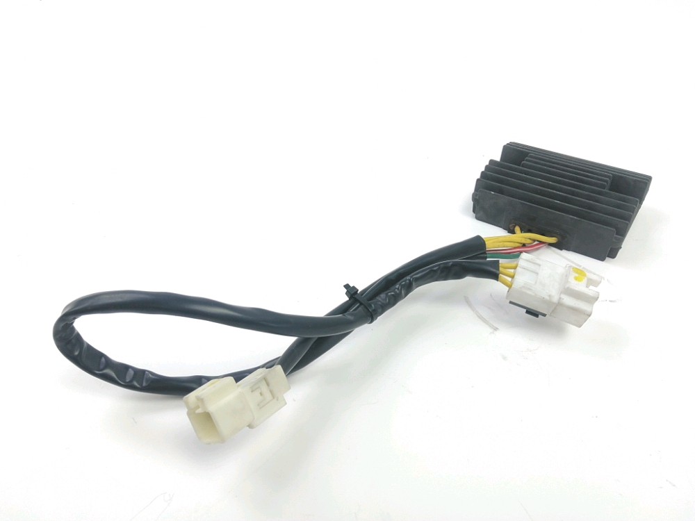 REGULATEUR DE TENSION