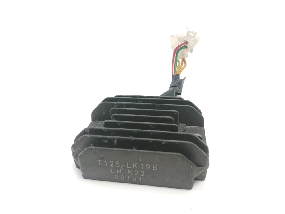 REGULATEUR DE TENSION