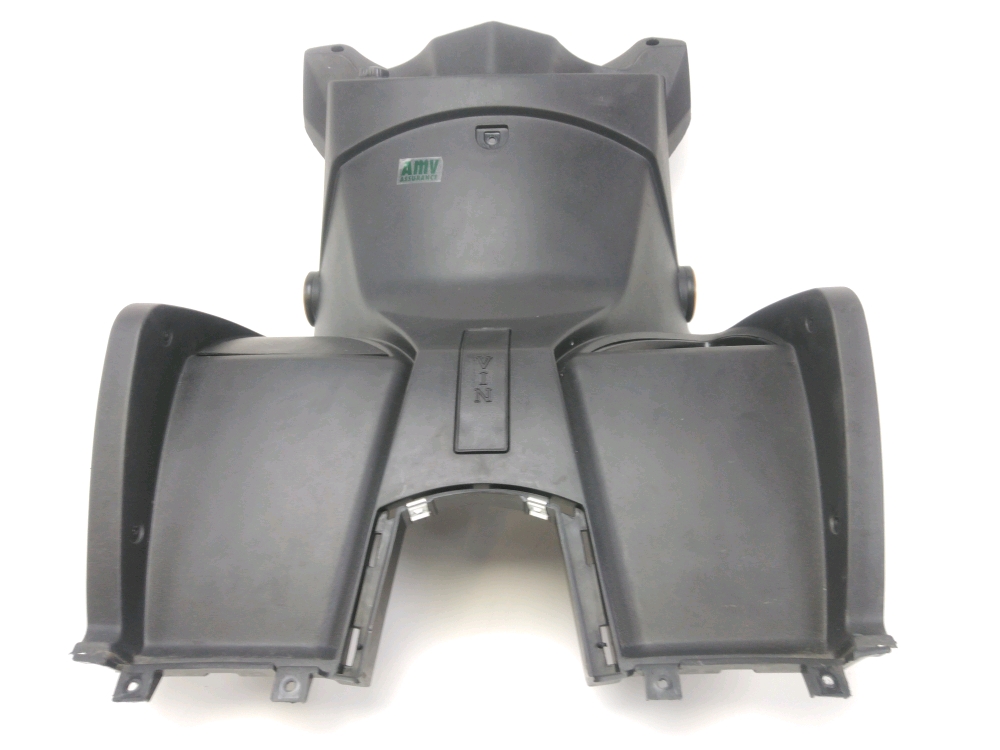 Tablier avant scooter