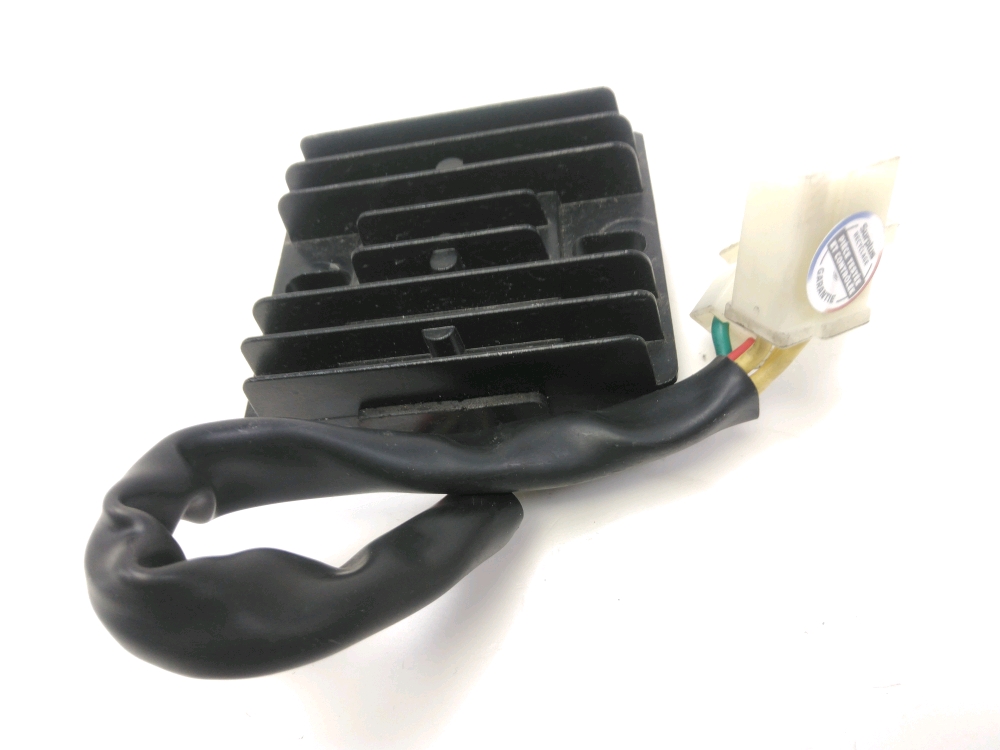 REGULATEUR DE TENSION