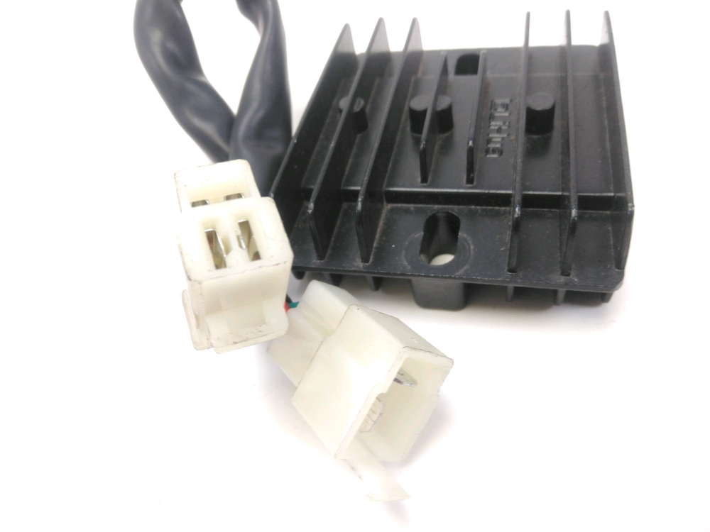 REGULATEUR DE TENSION