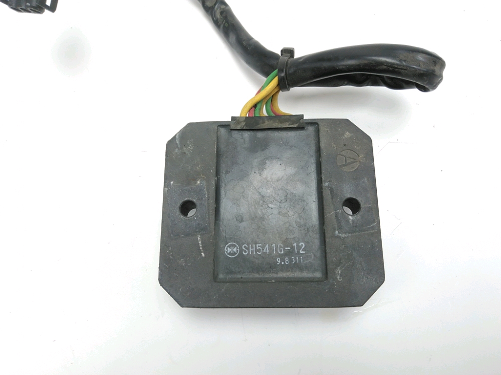 REGULATEUR DE TENSION
