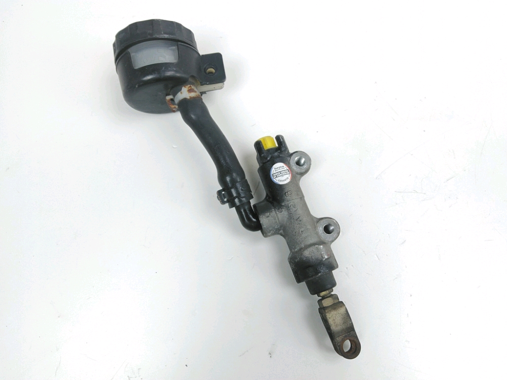 MAITRE CYLINDRE FREIN AR COMPLET