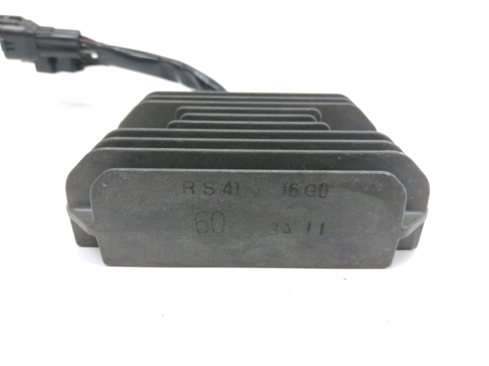 REGULATEUR DE TENSION