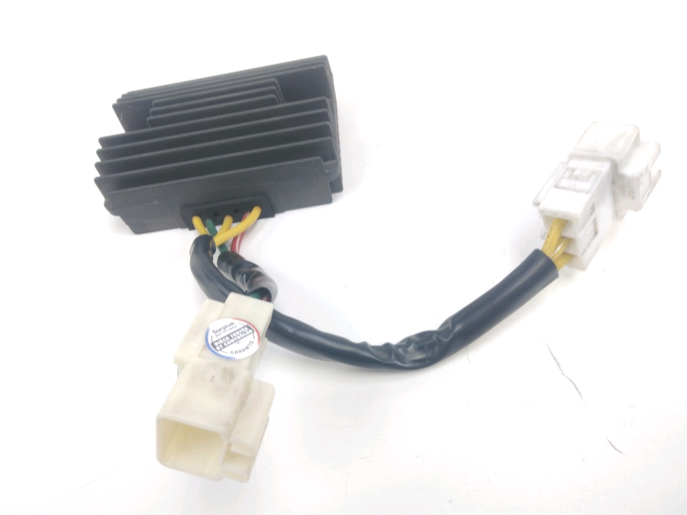 REGULATEUR DE TENSION