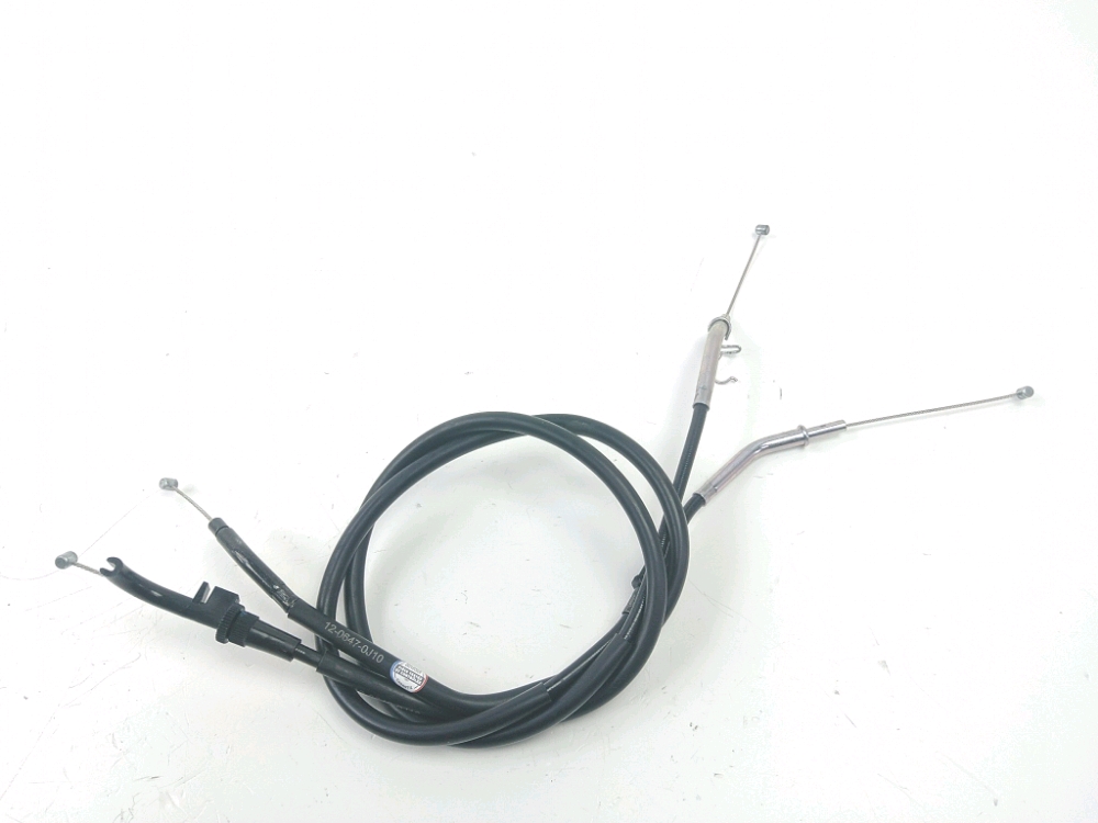 Cable d'accelerateur