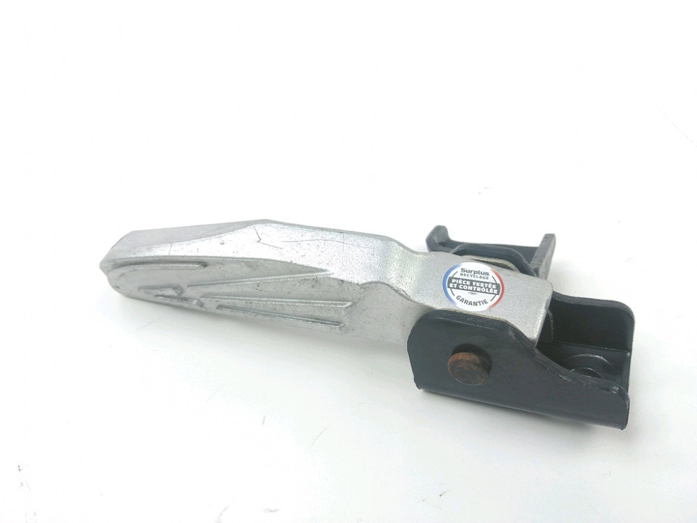 Repose pieds arriere gauche