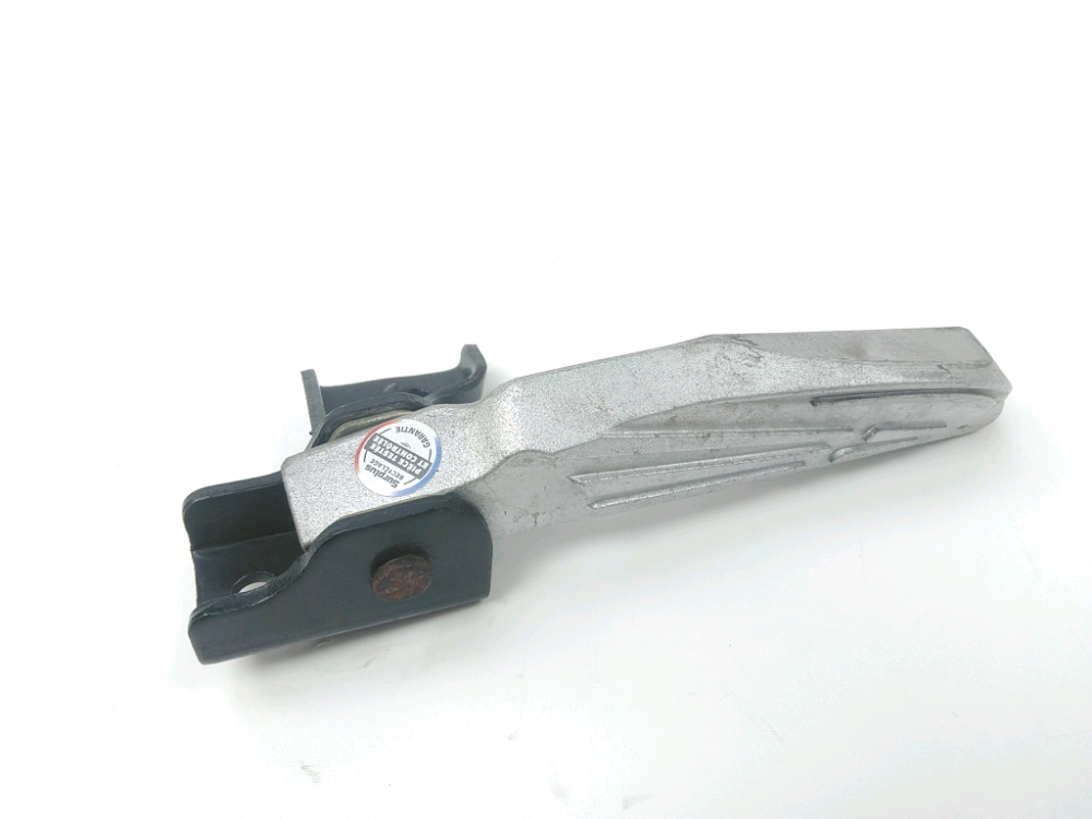 Repose pieds arriere droit