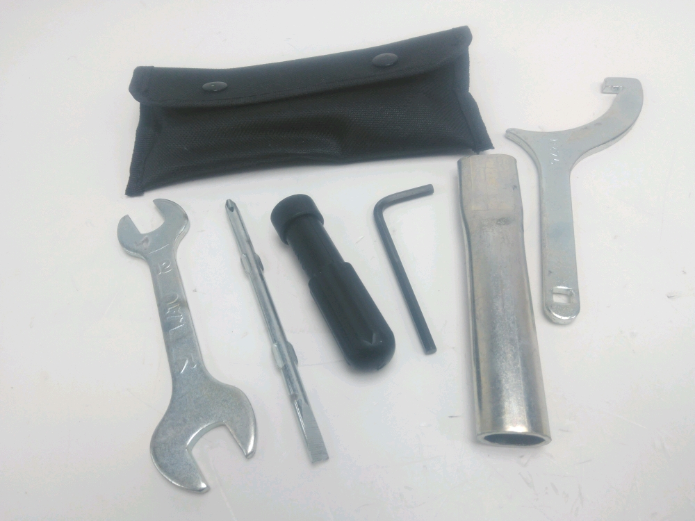 TROUSSE OUTIL