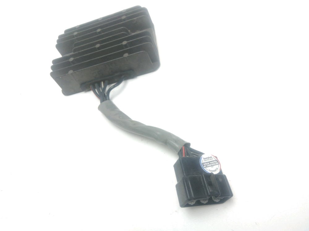 REGULATEUR DE TENSION