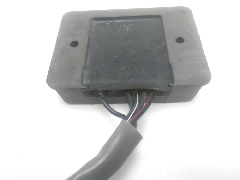 REGULATEUR DE TENSION
