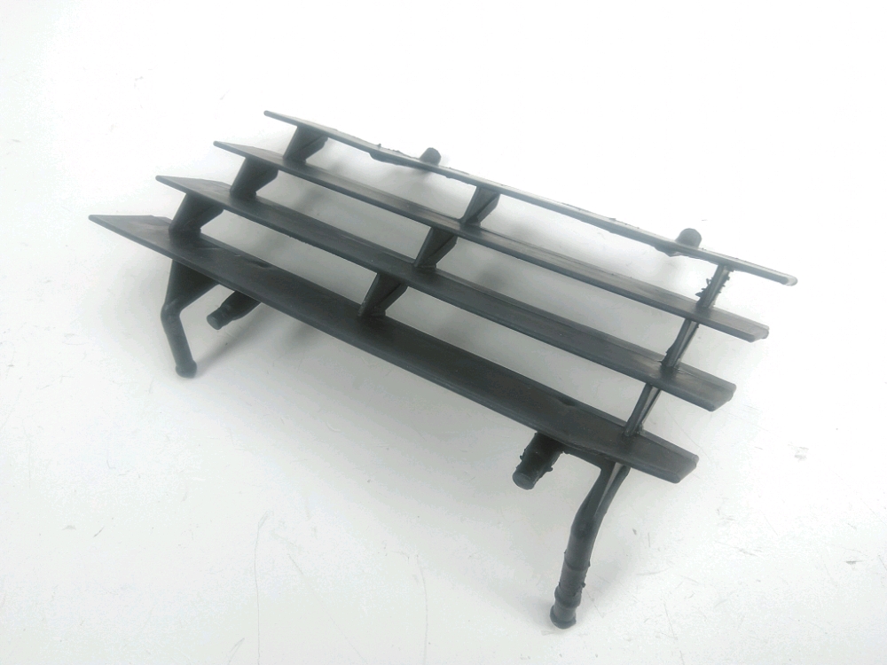 GRILLE DE RADIATEUR