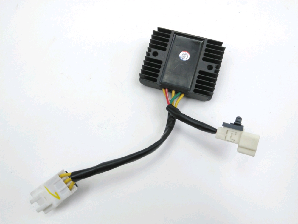 REGULATEUR DE TENSION