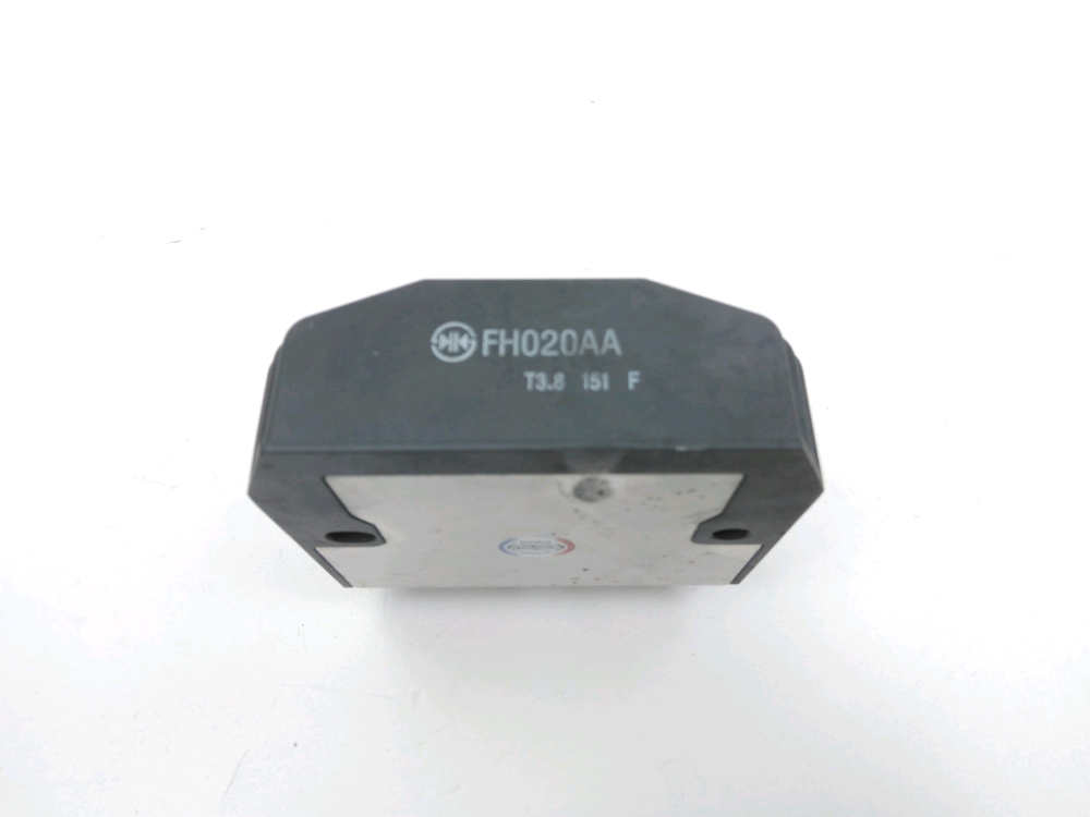 REGULATEUR DE TENSION