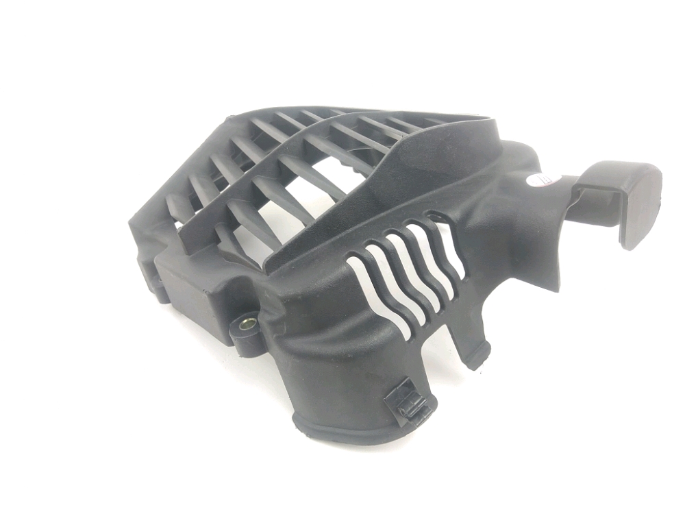 GRILLE DE RADIATEUR