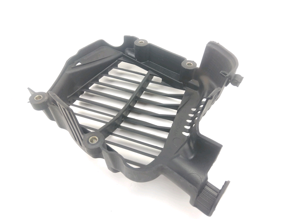 GRILLE DE RADIATEUR