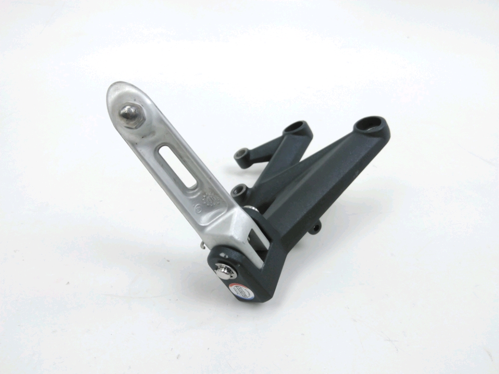 PLATINE AVANT DROITE COMPLETE