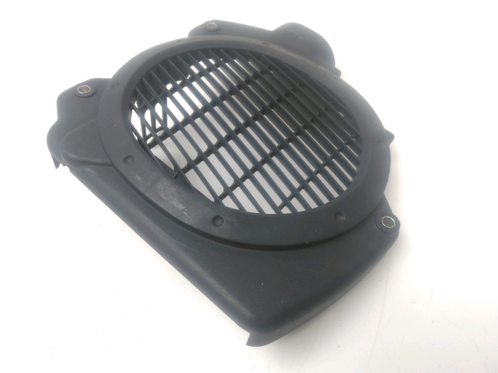 GRILLE DE RADIATEUR