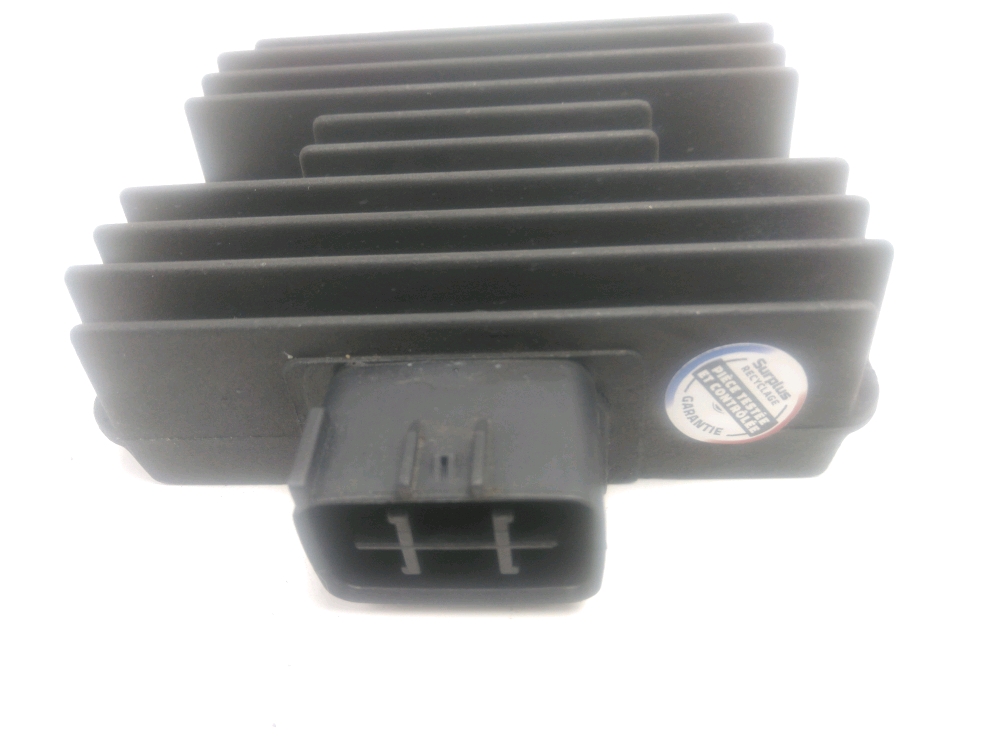 REGULATEUR DE TENSION