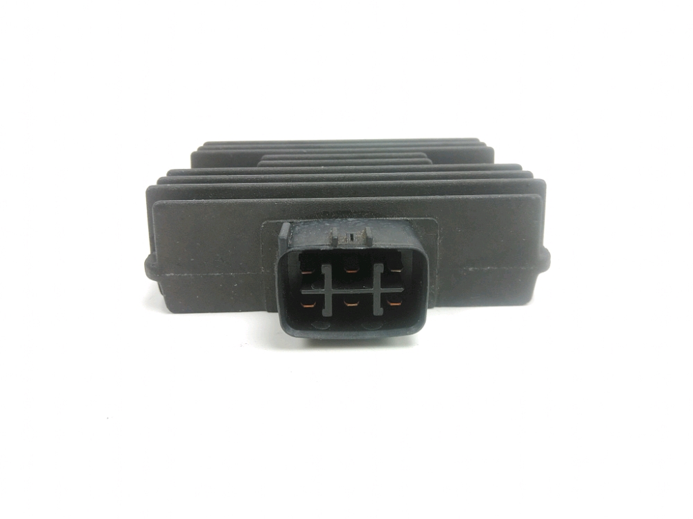REGULATEUR DE TENSION