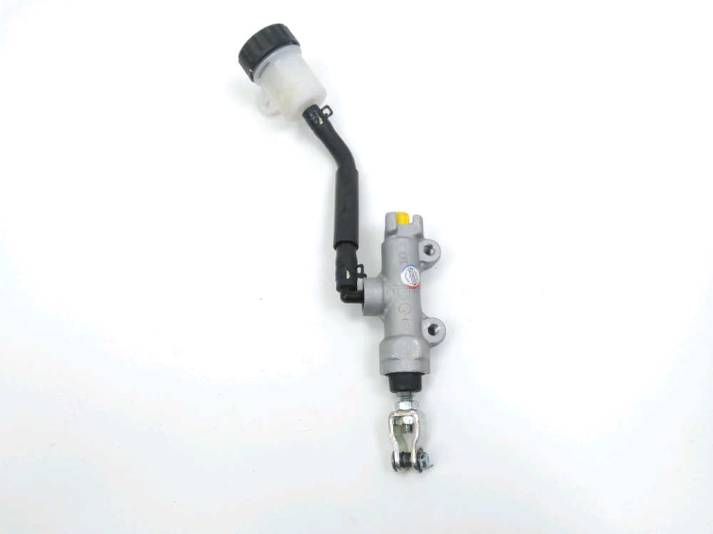 Maitre cylindre frein ar complet