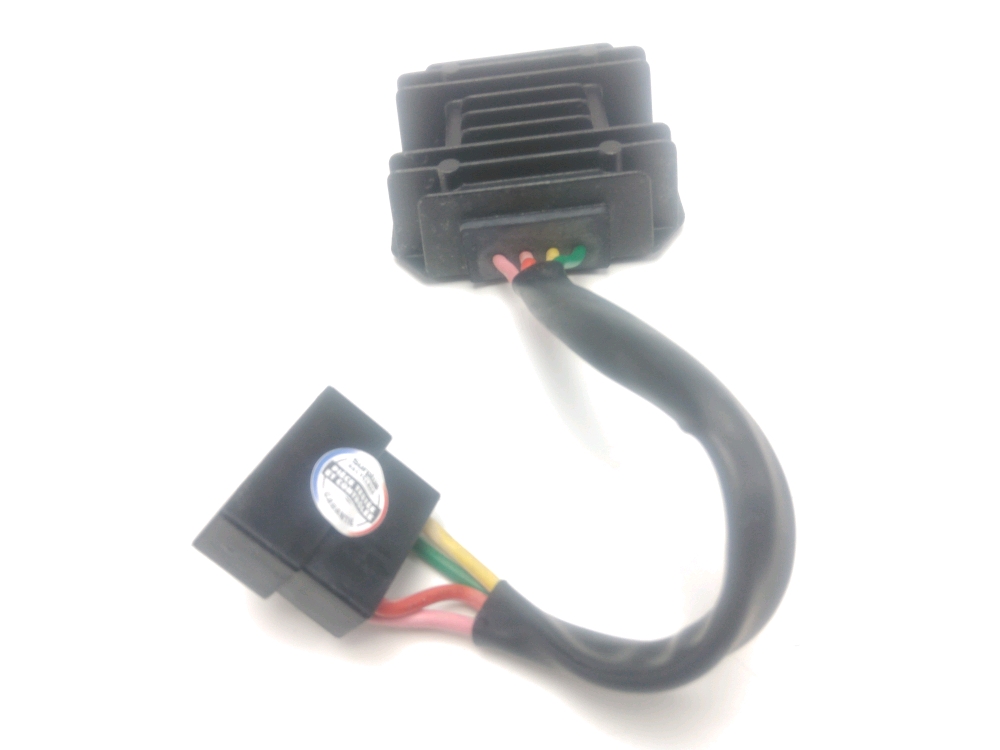REGULATEUR DE TENSION