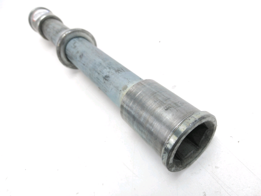 AXE DE ROUE AVANT