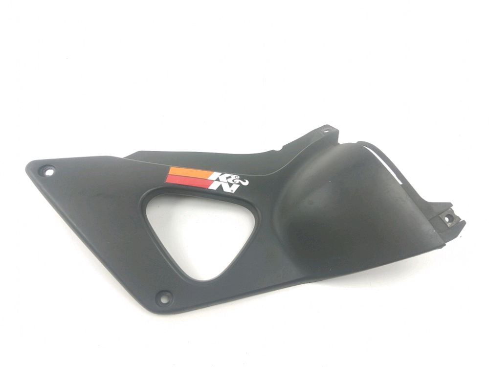 CACHE LATERAL GAUCHE