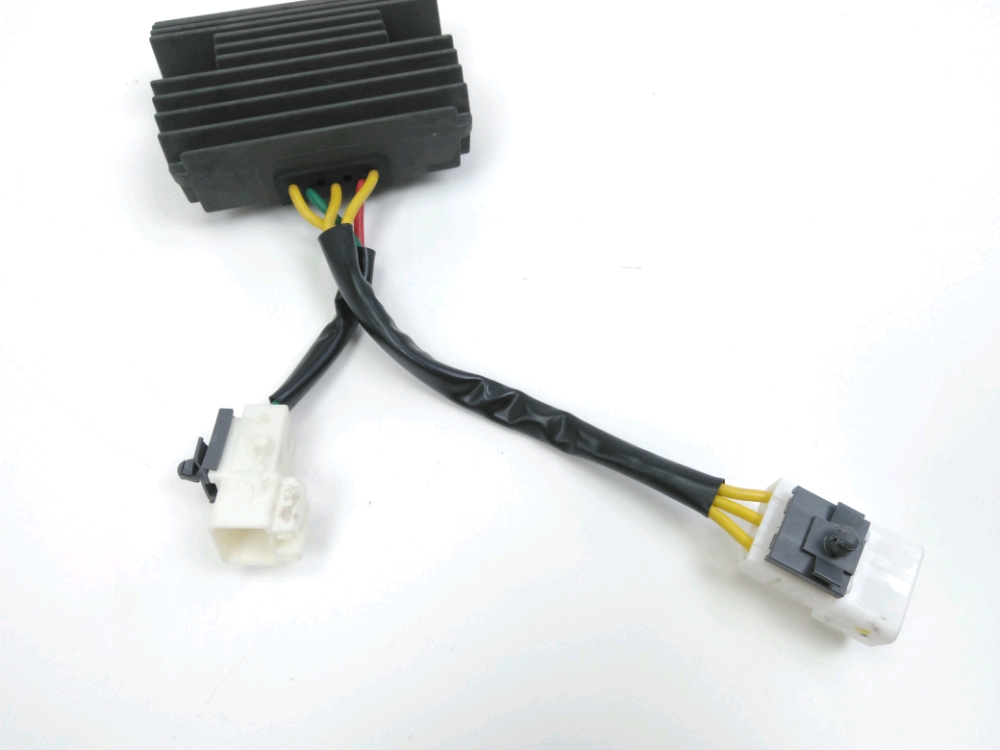 REGULATEUR DE TENSION