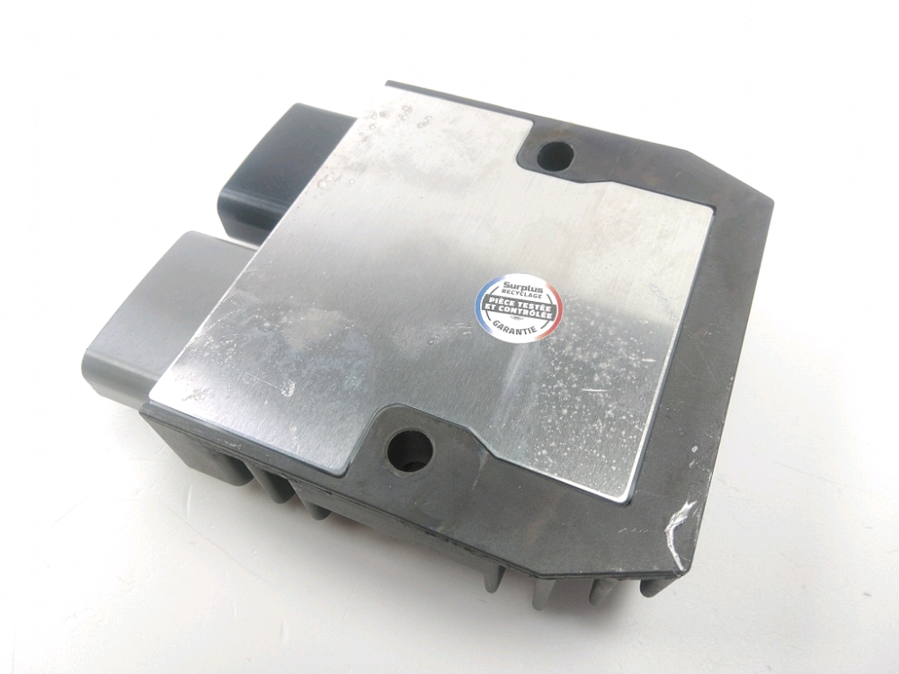 REGULATEUR DE TENSION