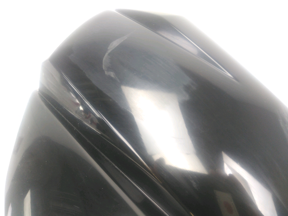 CACHE LATERAL GAUCHE