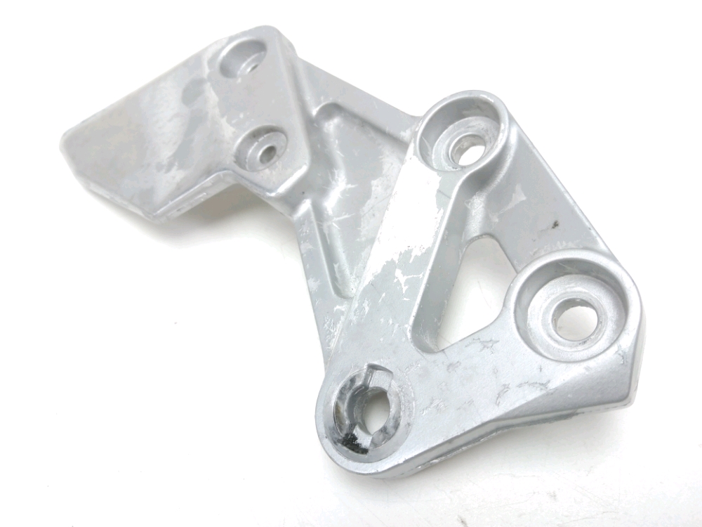 PLATINE AVANT DROITE