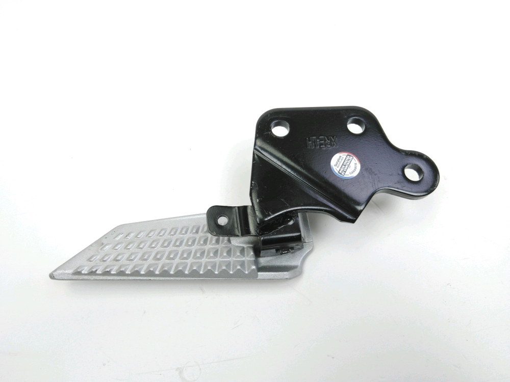 PLATINE ET REPOSE PIEDS ARRIERE DROIT