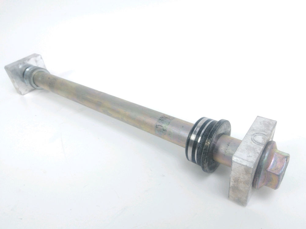 AXE DE ROUE ARRIERE