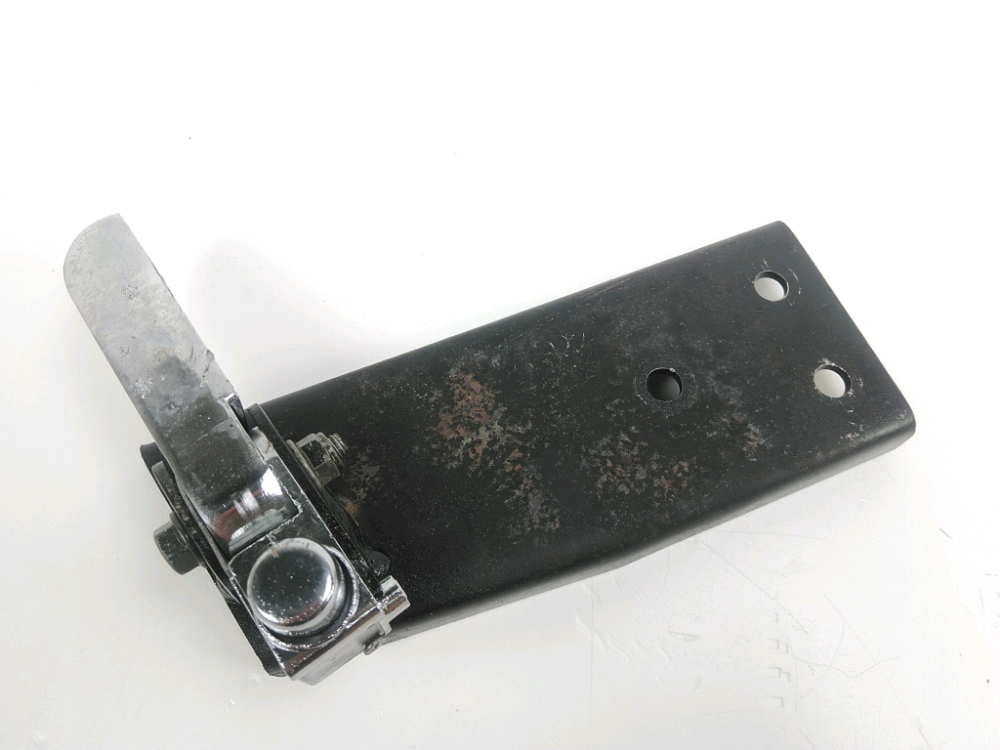 Platine arriere droite complete