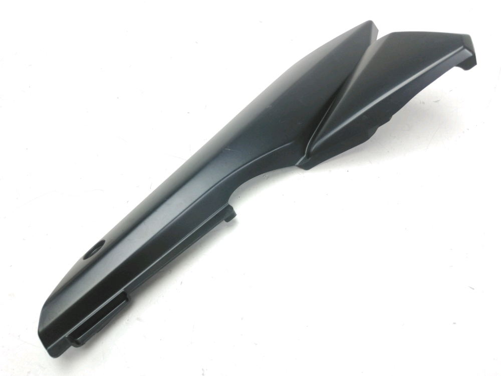 CACHE LATERAL GAUCHE