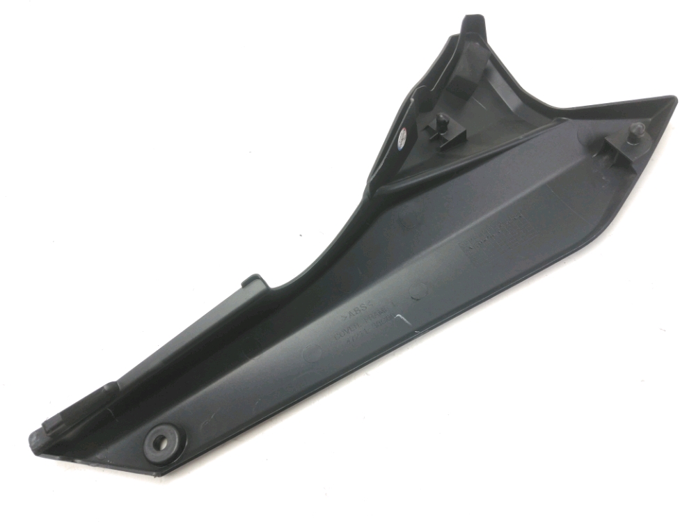 CACHE LATERAL GAUCHE