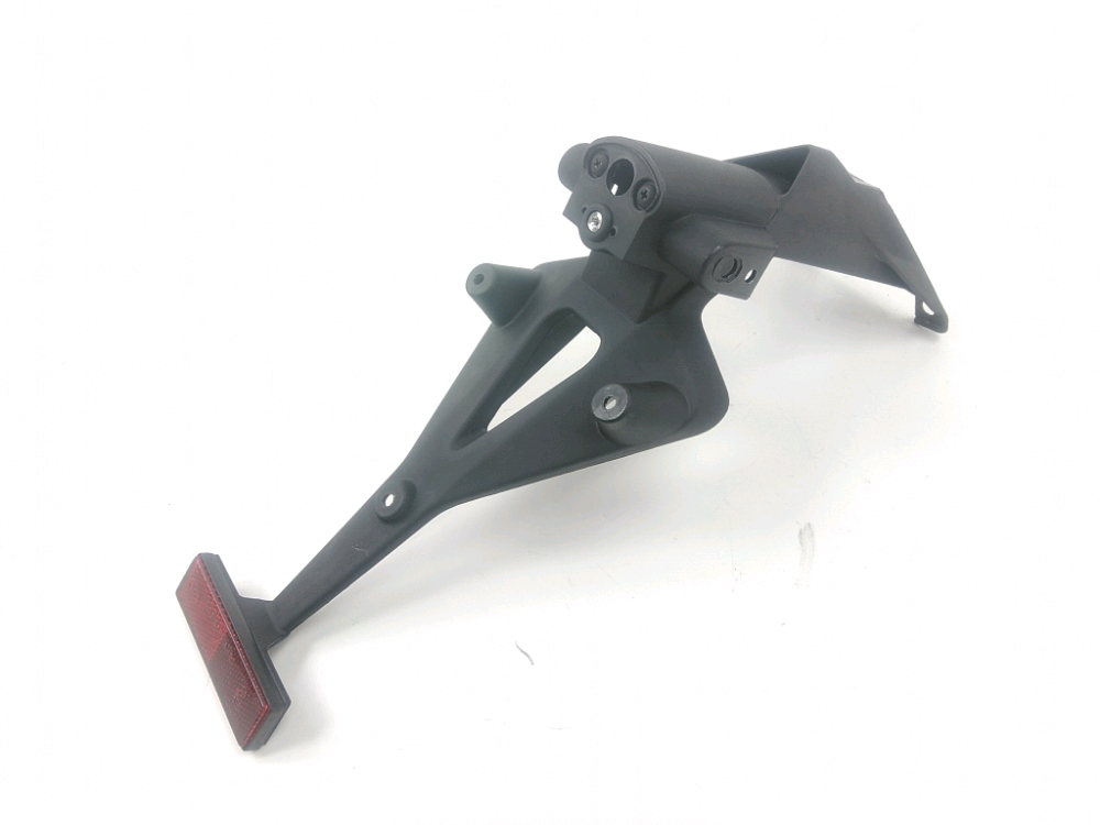 SUPPORT DE PLAQUE ET ECLAIRAGE