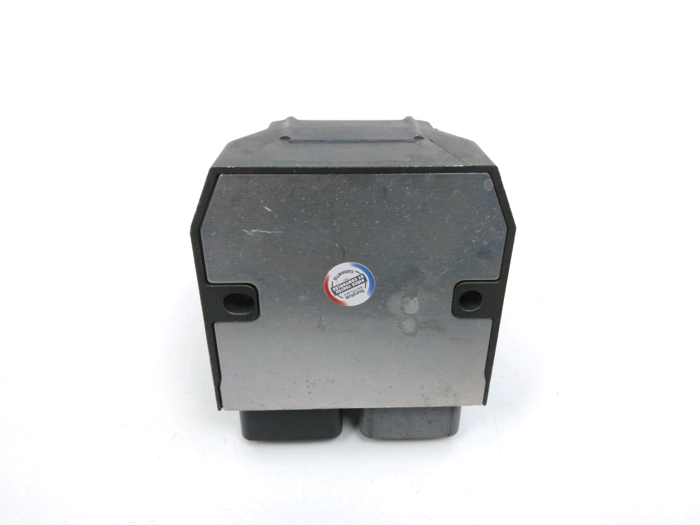 REGULATEUR DE TENSION
