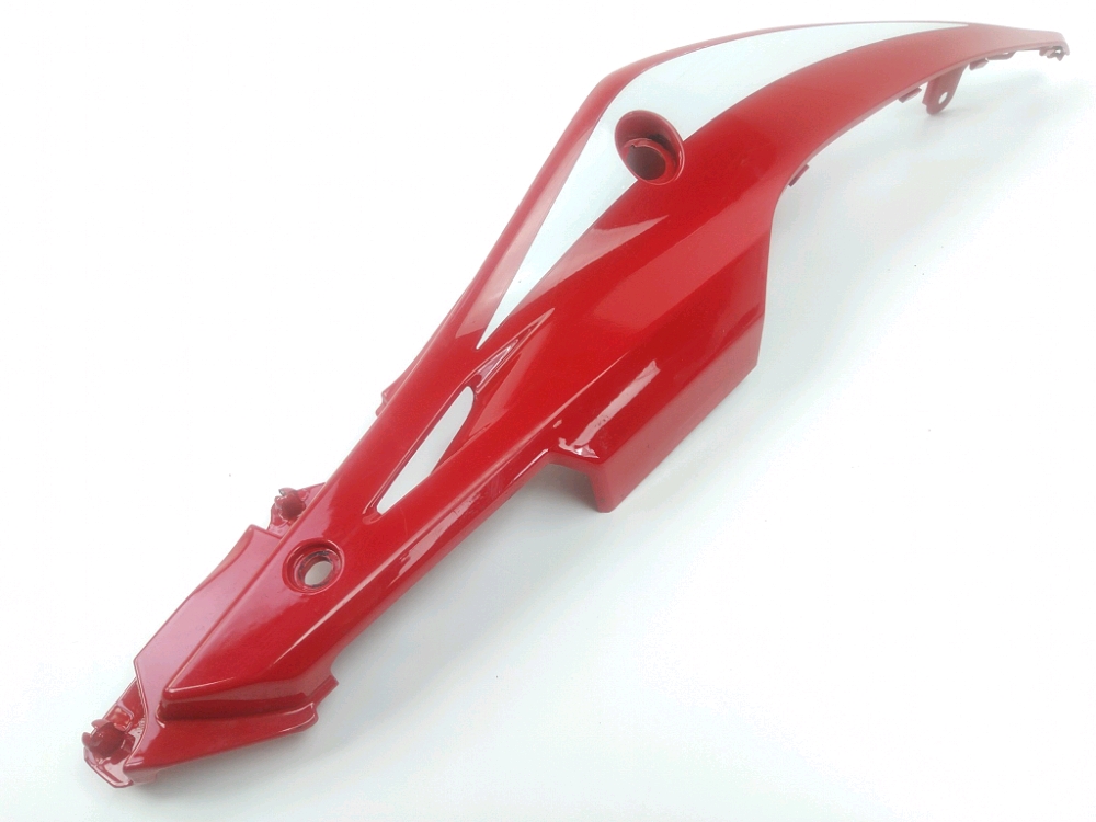 CARENAGE ARRIERE GAUCHE