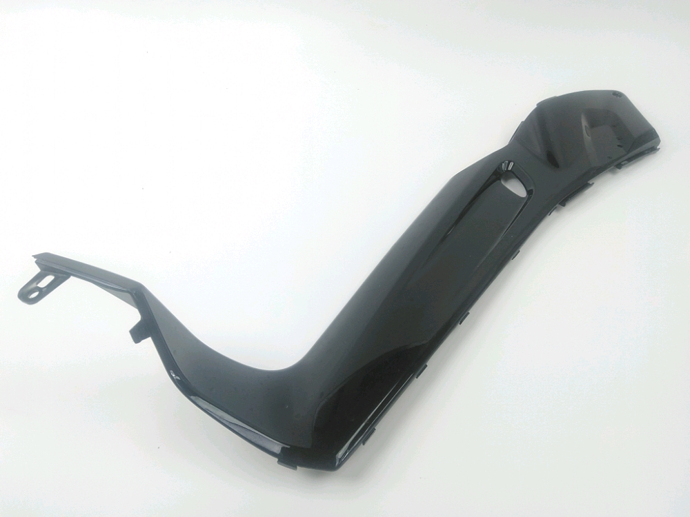 CACHE LATERAL GAUCHE