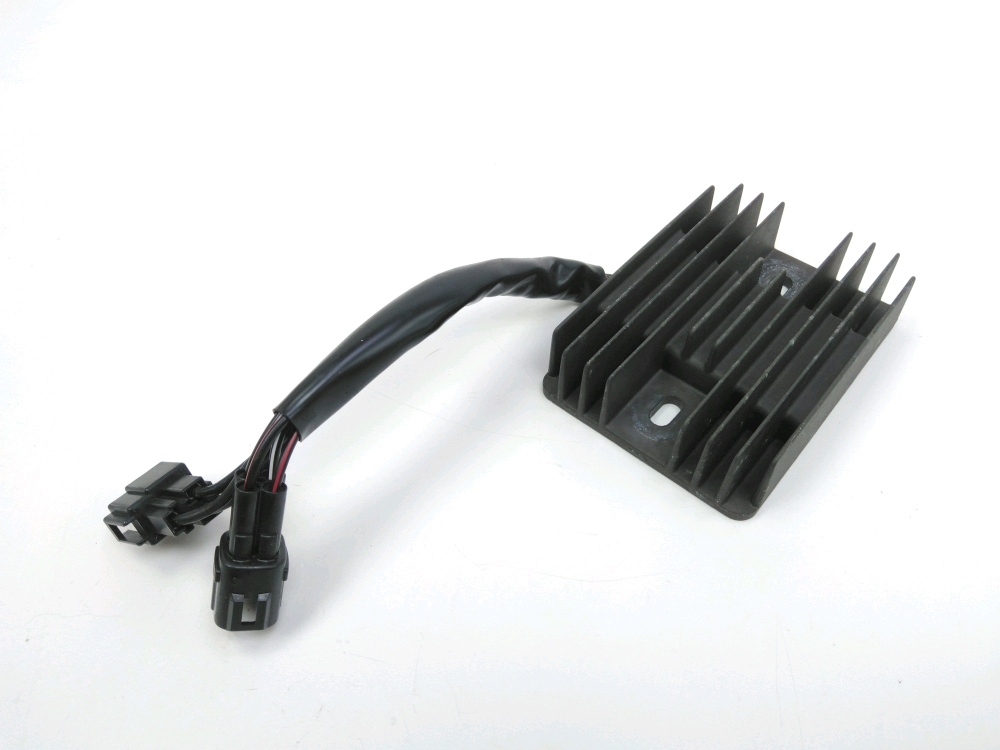 REGULATEUR DE TENSION